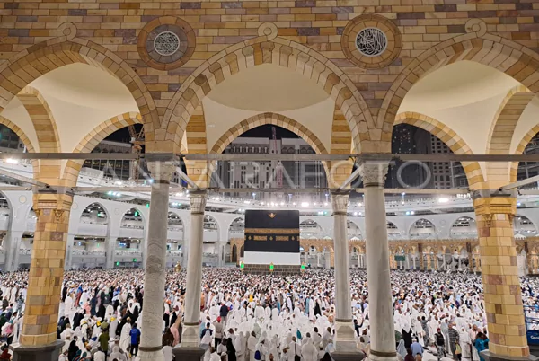 layanan-umrah-11-684001d2b41fb layanan-umrah-11-684001d2b41fb