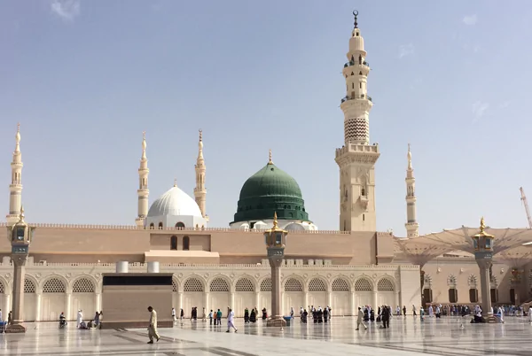 layanan-umrah-32-684001e85d24e layanan-umrah-32-684001e85d24e