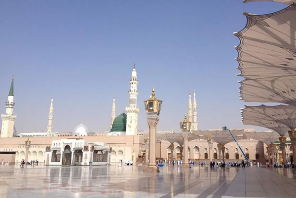 layanan-umrah-37-684001ed2c23a layanan-umrah-37-684001ed2c23a