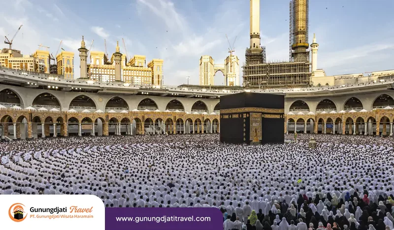 travel-umrah-cirebon-terpercaya-pilih-gunung-djati-travel-6847b13d429db